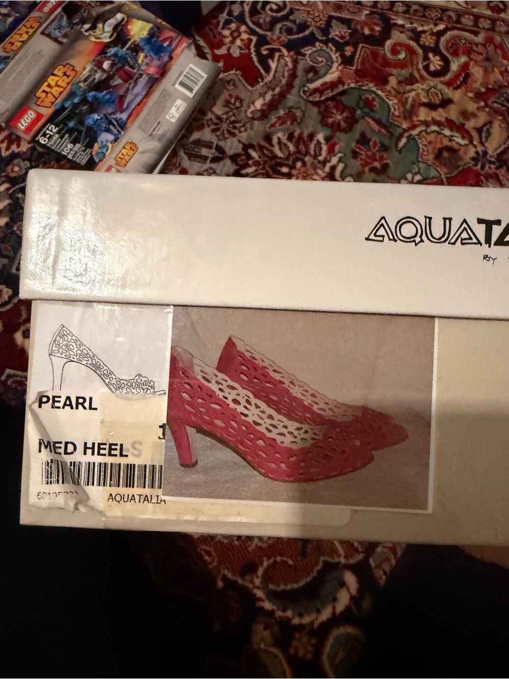 Aquatalia Pearl Coral Suede Laser Cut Pumps Size 9.5 NIB
